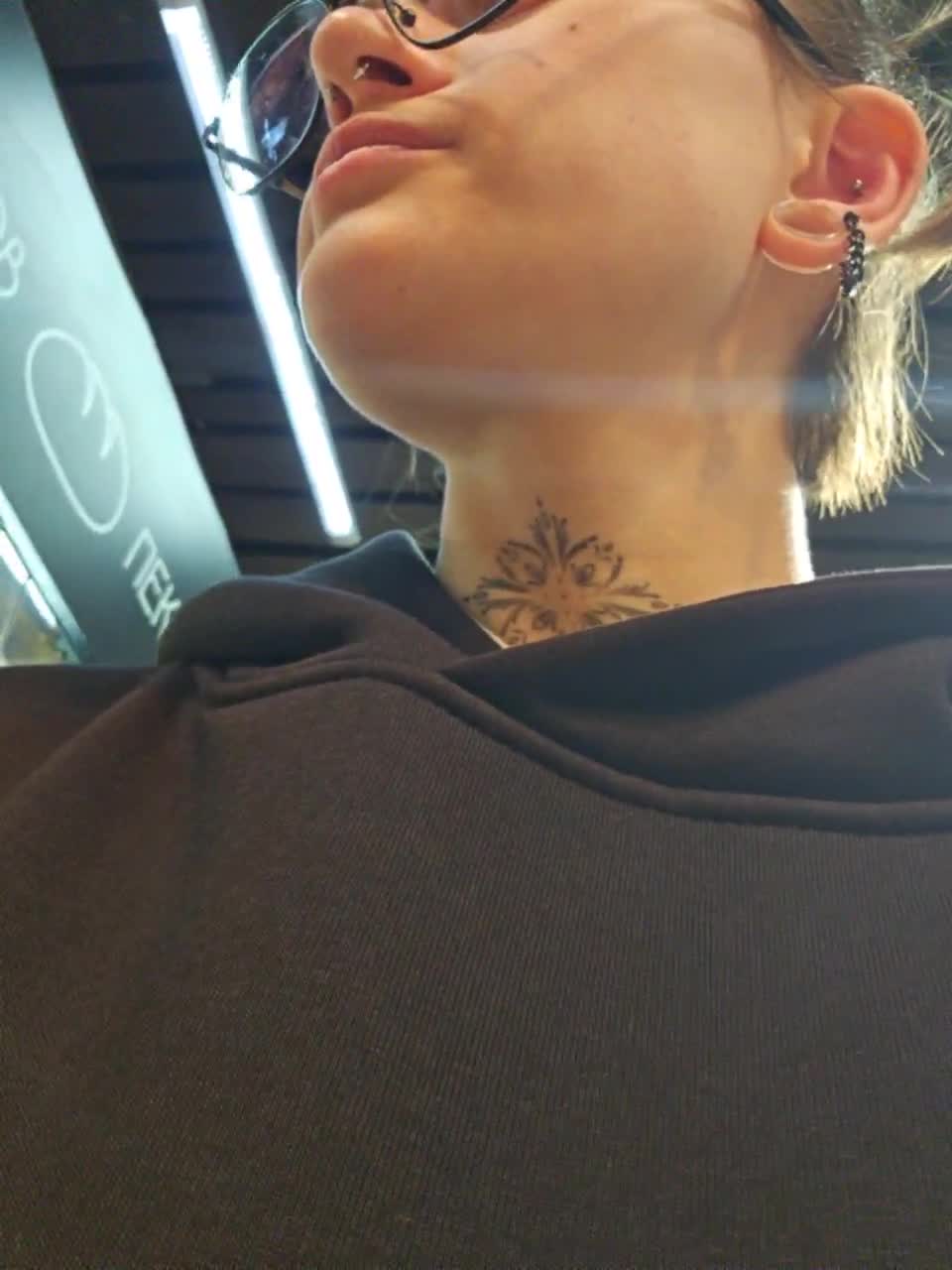 View or download file lolymolly on 2023-10-06 from bongacams