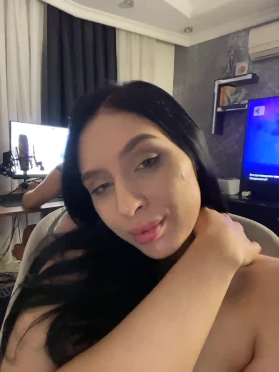 View or download file partynextnext on 2023-10-06 from bongacams