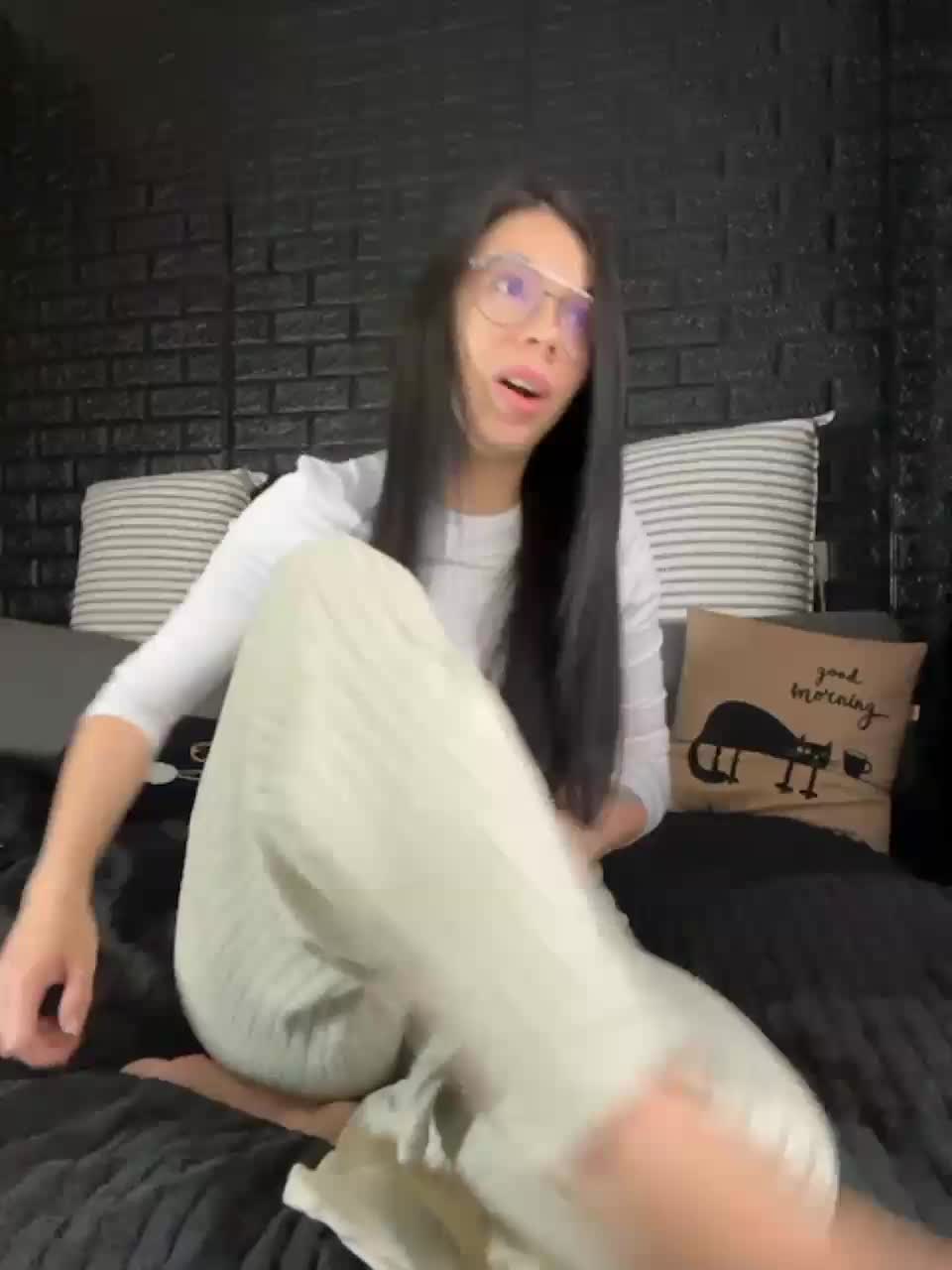 View or download file vero19nika on 2023-10-06 from bongacams