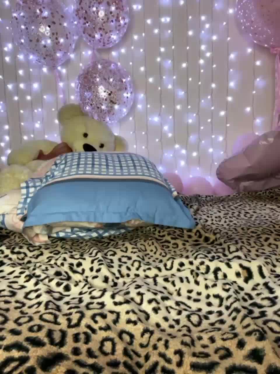 View or download file lady_dee on 2023-10-07 from bongacams