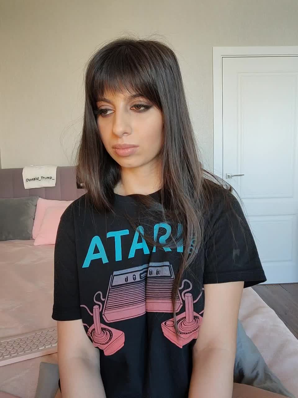 View or download file madina3 on 2023-10-07 from bongacams