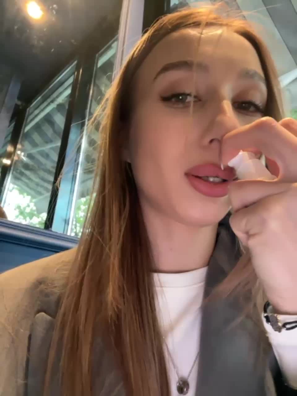 View or download file riamaryia on 2023-10-07 from bongacams