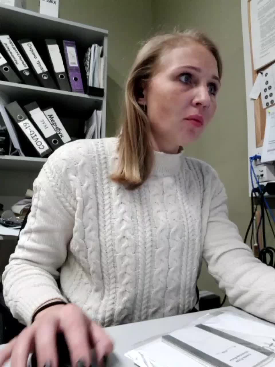 View or download file vaiola on 2023-10-07 from bongacams