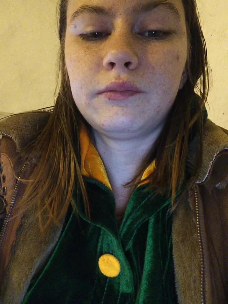 View or download file malinka1512 on 2023-10-08 from bongacams