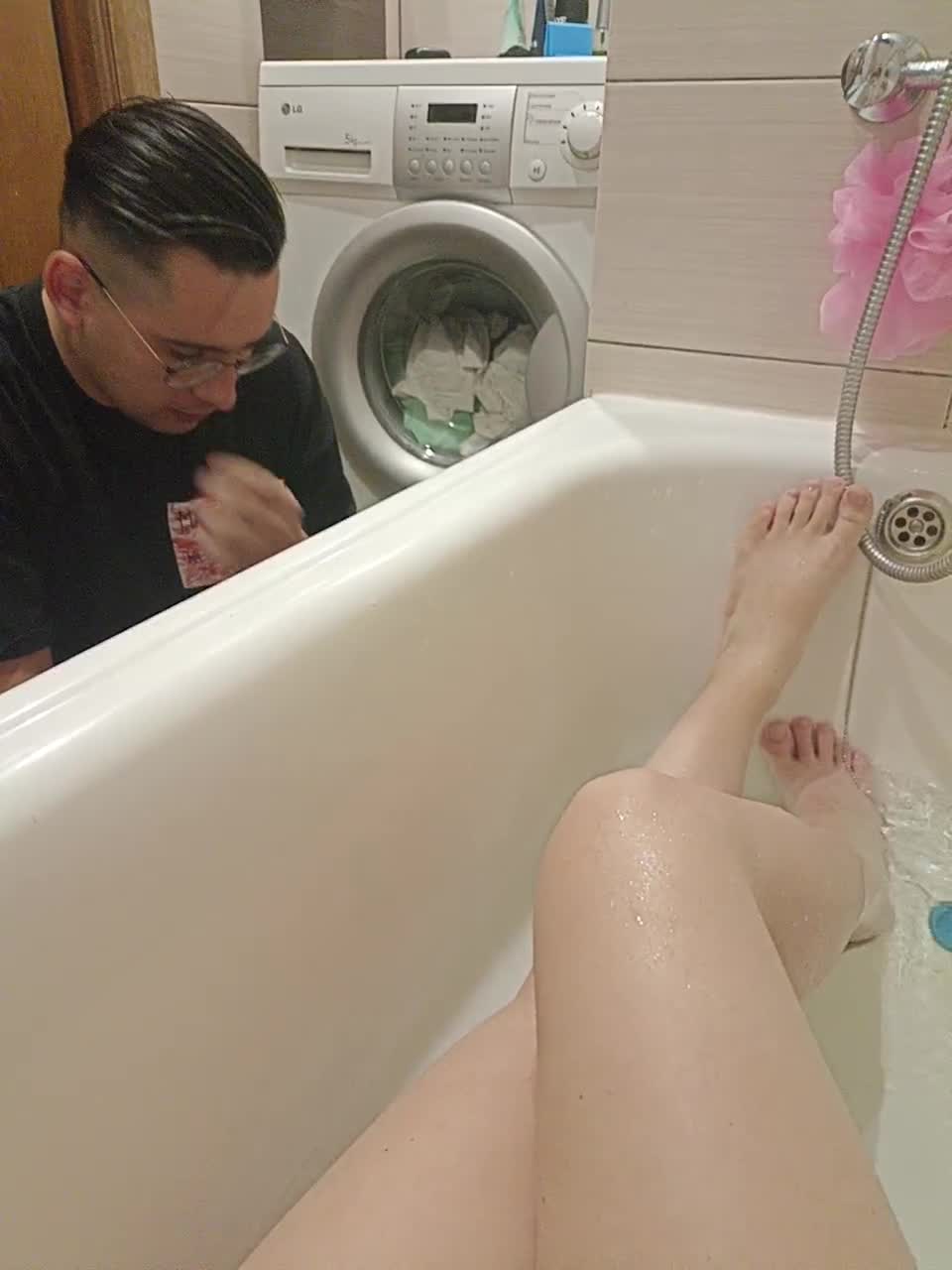 View or download file divine_hell69 on 2023-10-09 from bongacams