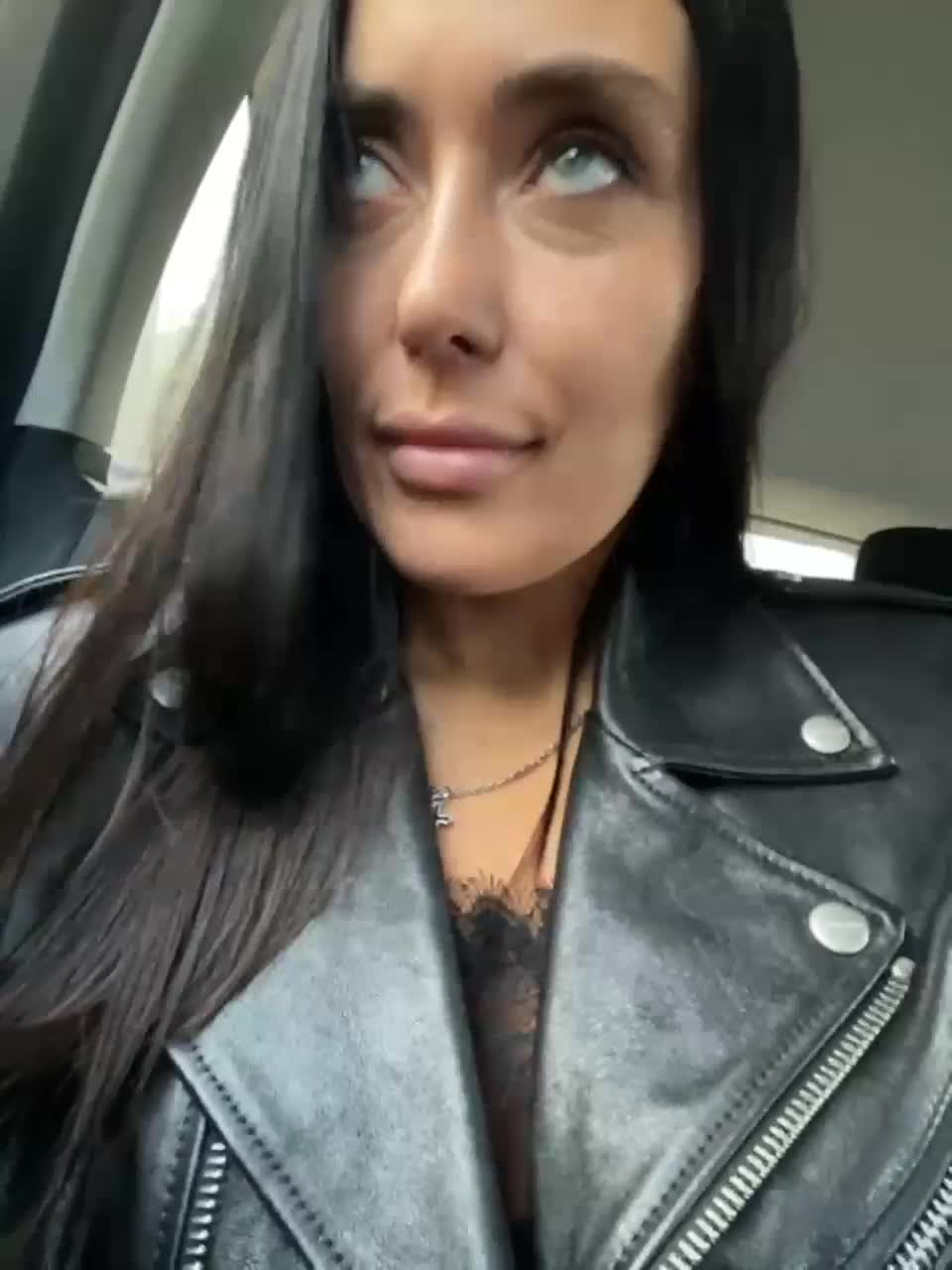 View or download file linahelen on 2023-10-09 from bongacams