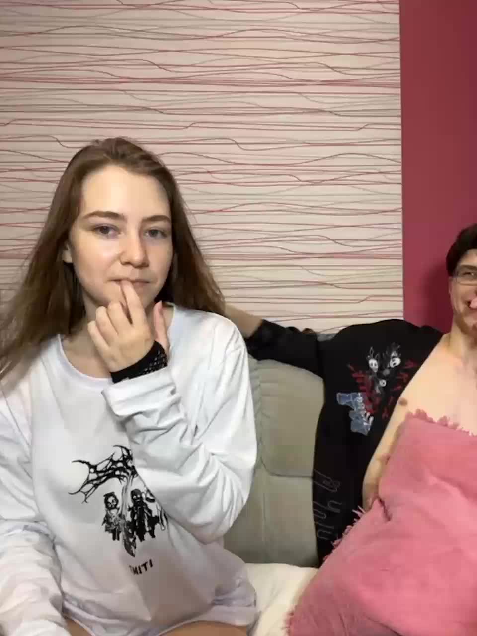 View or download file shrimprolls on 2023-10-09 from bongacams