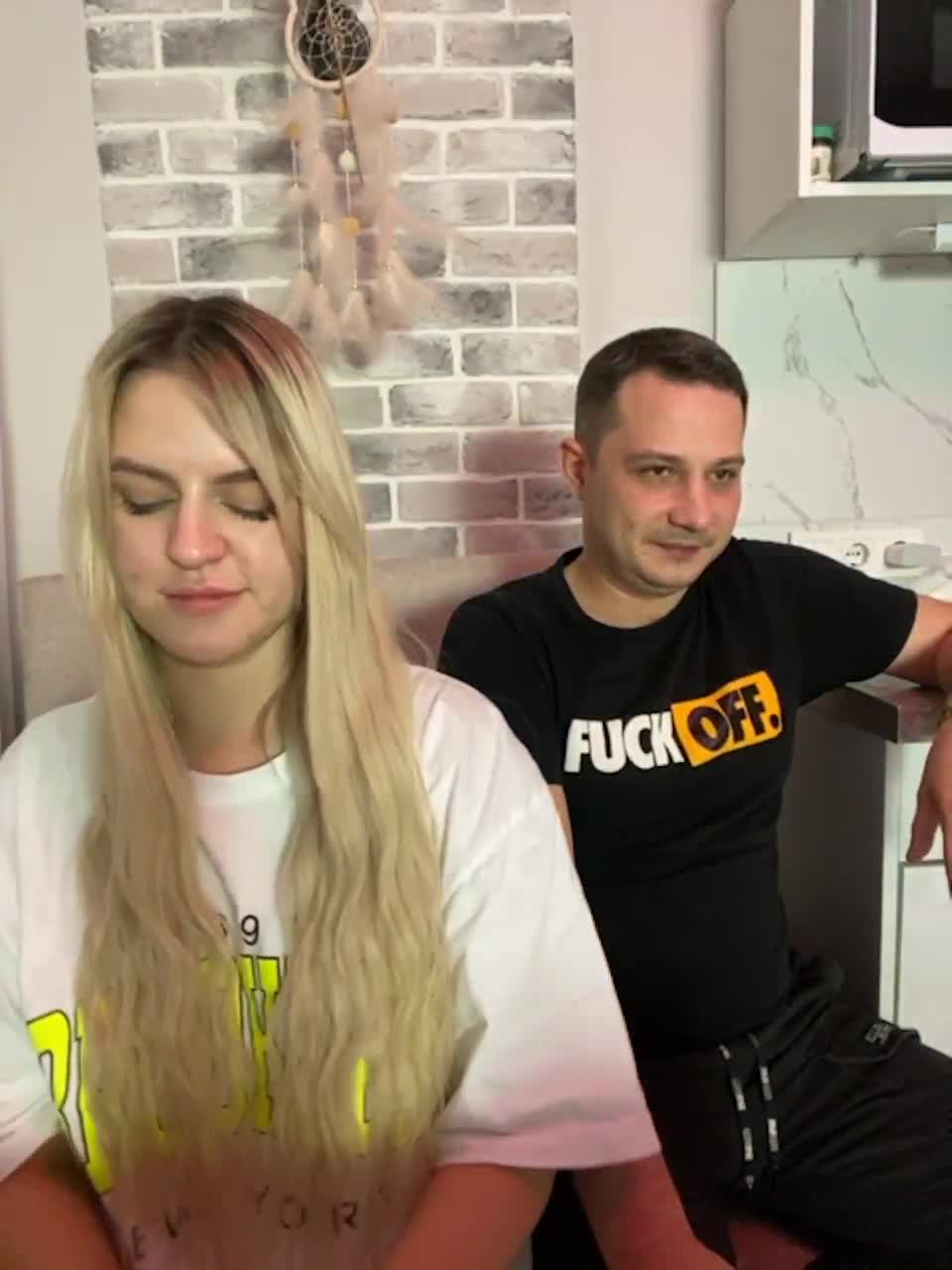 View or download file banana_peach on 2023-10-10 from bongacams