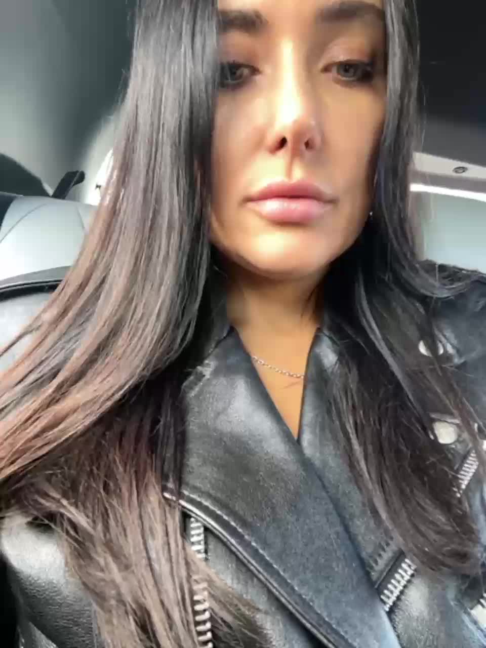 View or download file linahelen on 2023-10-10 from bongacams