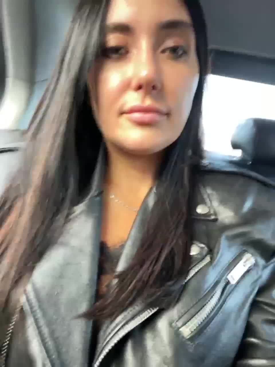 View or download file linahelen on 2023-10-10 from bongacams