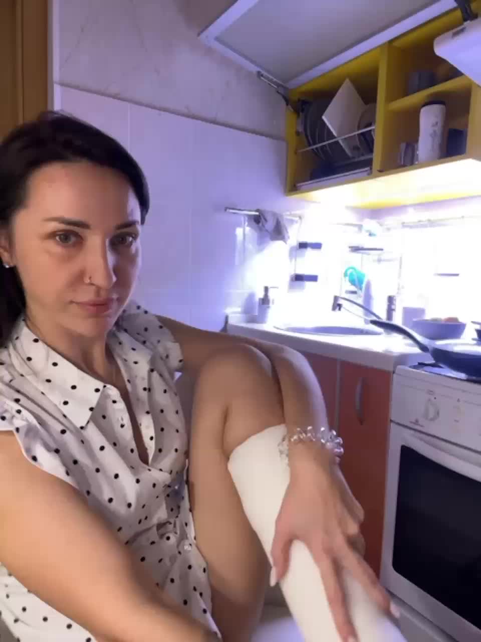 View or download file _ann_ on 2023-10-11 from bongacams