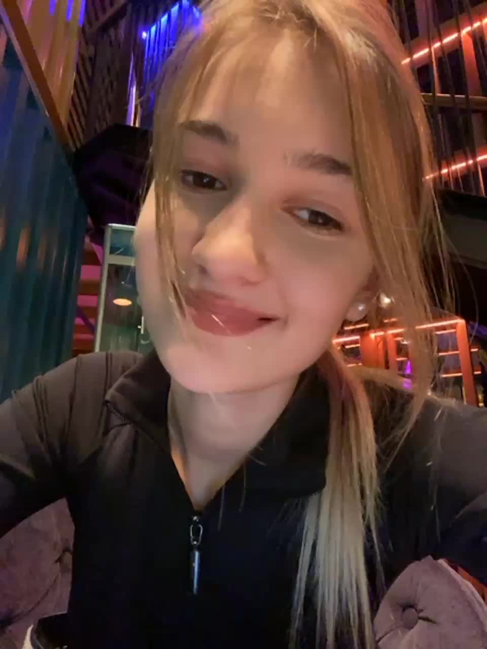 View or download file _lana_chester_ on 2023-10-11 from bongacams