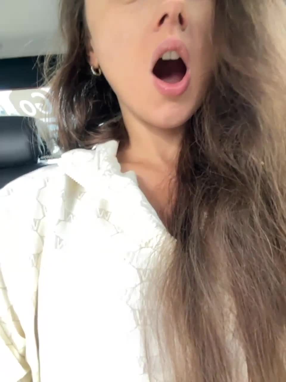 View or download file sochnayaaa on 2023-10-11 from bongacams