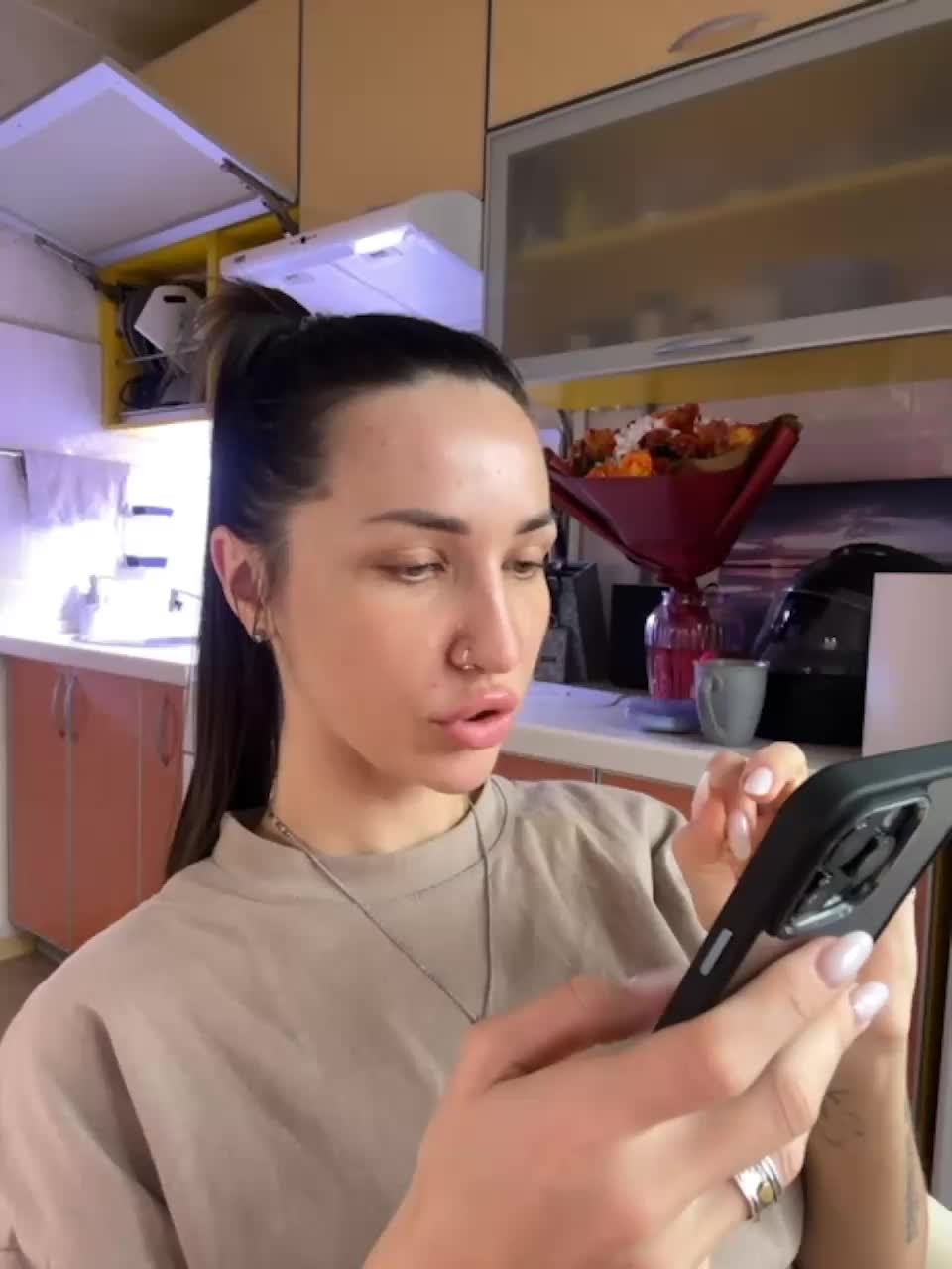 View or download file _ann_ on 2023-10-12 from bongacams