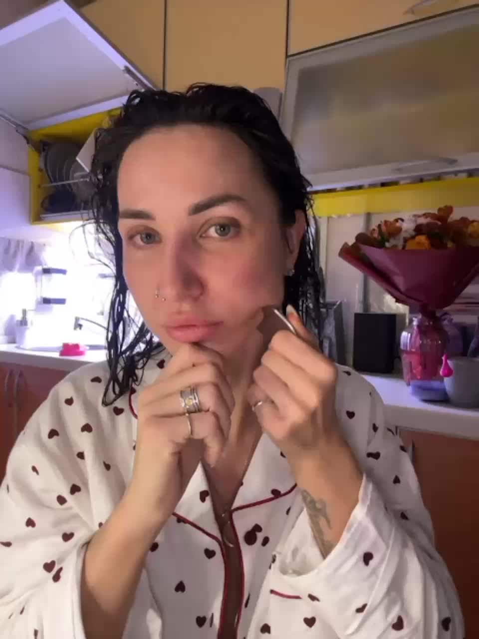 View or download file _ann_ on 2023-10-12 from bongacams