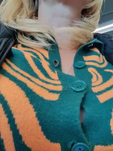 View or download file famouswomen on 2023-10-12 from bongacams