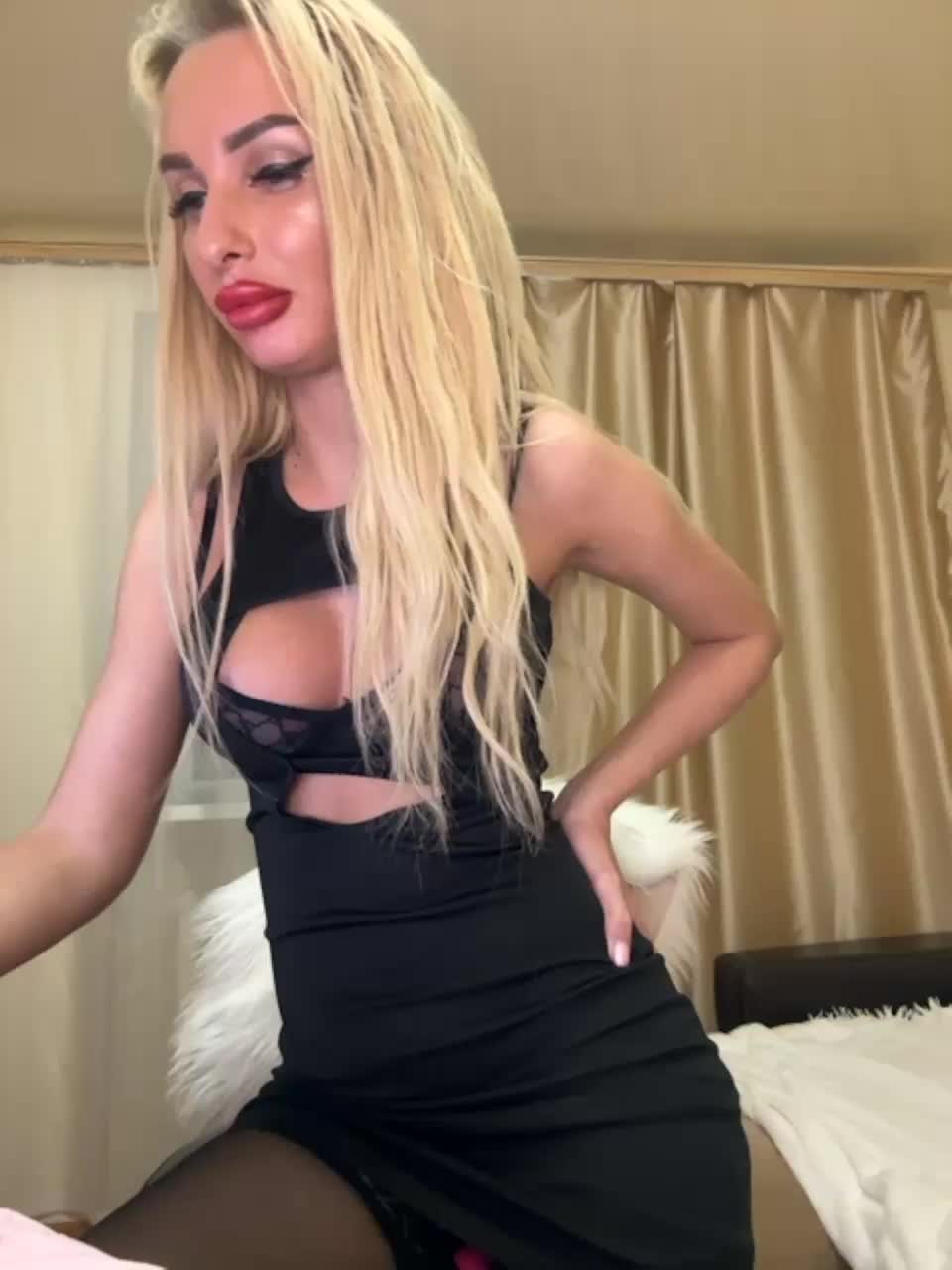 View or download file goldpussy69 on 2023-10-12 from bongacams