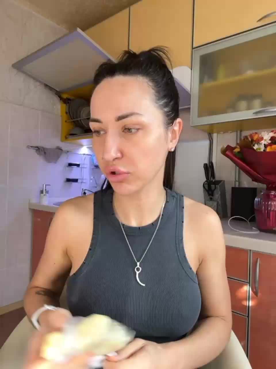 View or download file _ann_ on 2023-10-13 from bongacams