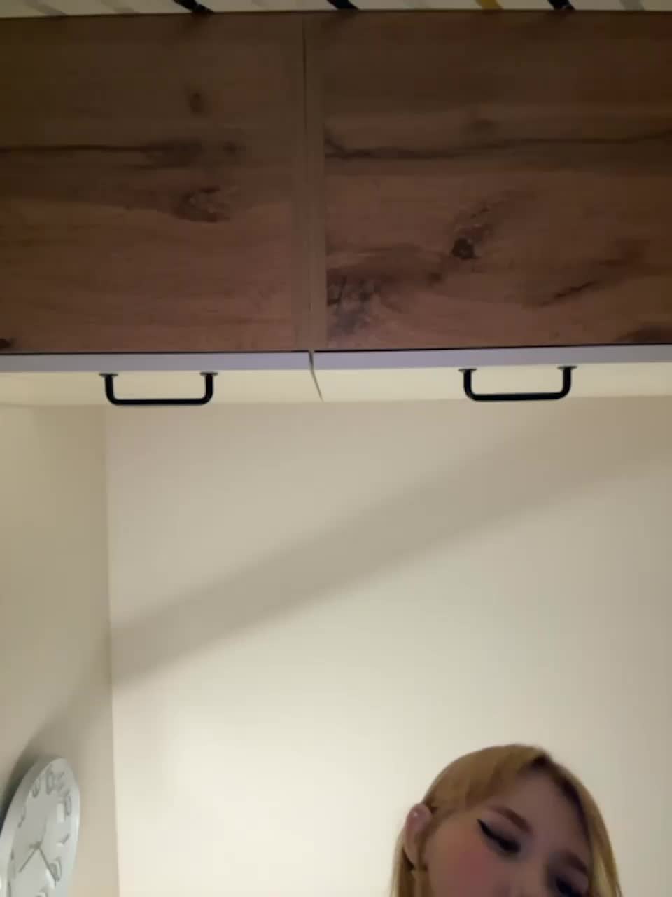 View or download file angelll3 on 2023-10-13 from bongacams