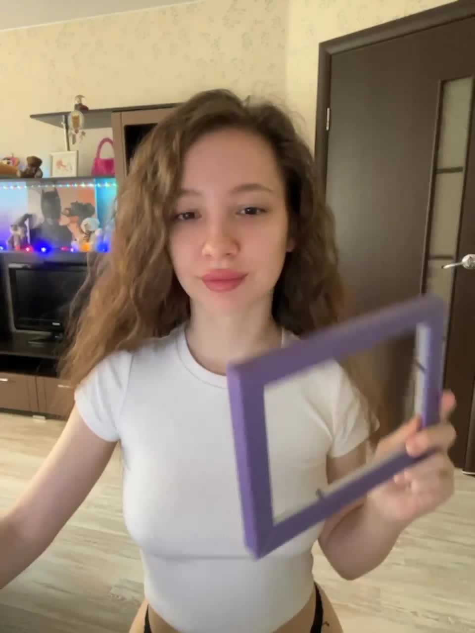 View or download file katrinnna on 2023-10-13 from bongacams