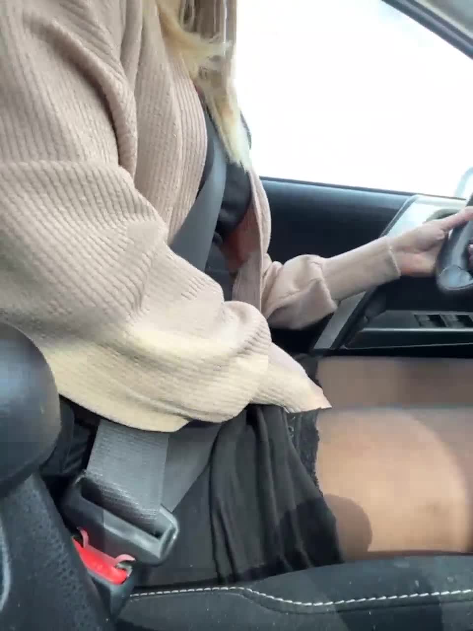 View or download file lady_dee on 2023-10-13 from bongacams