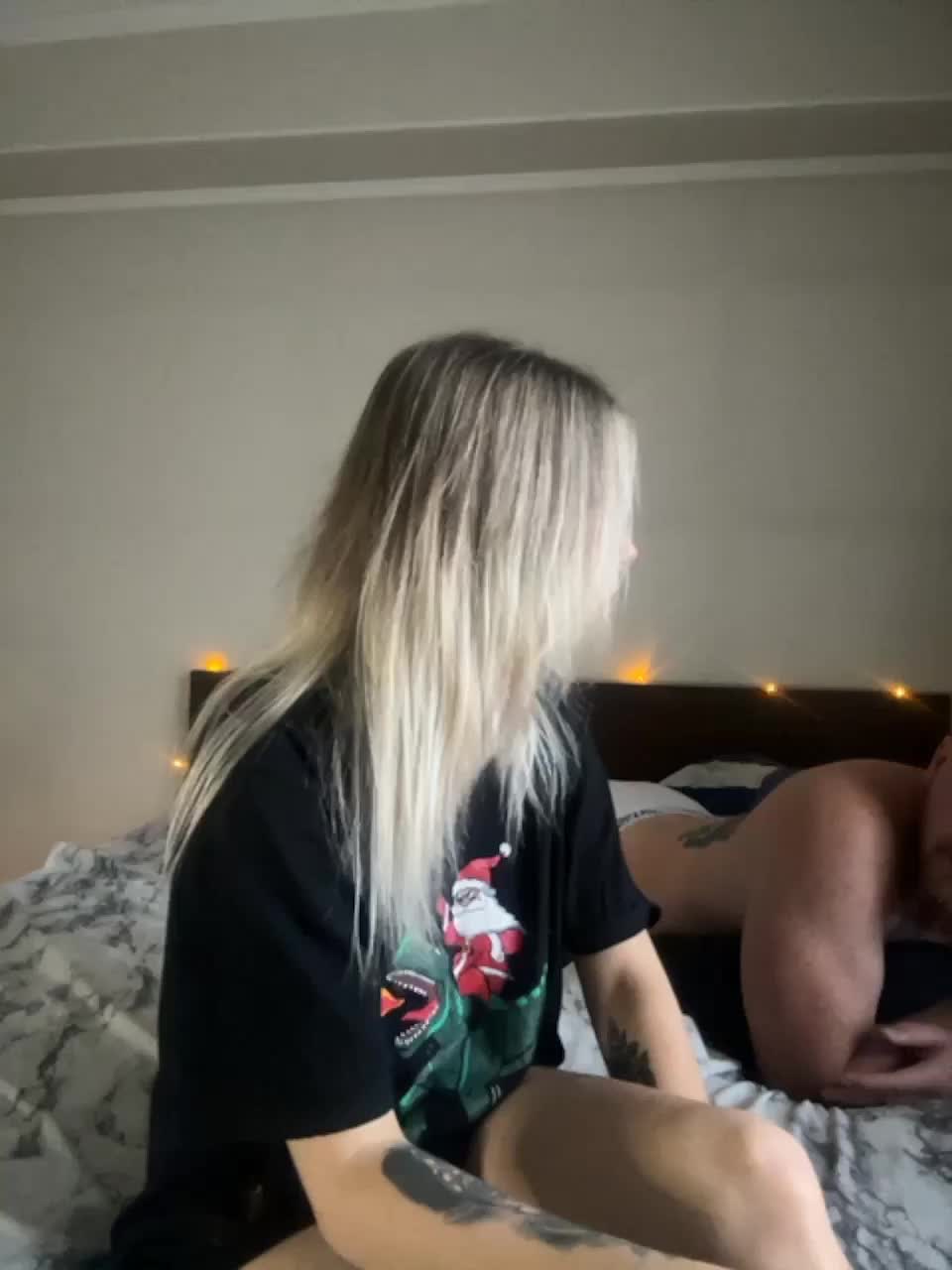 View or download file vik1one1 on 2023-10-13 from bongacams