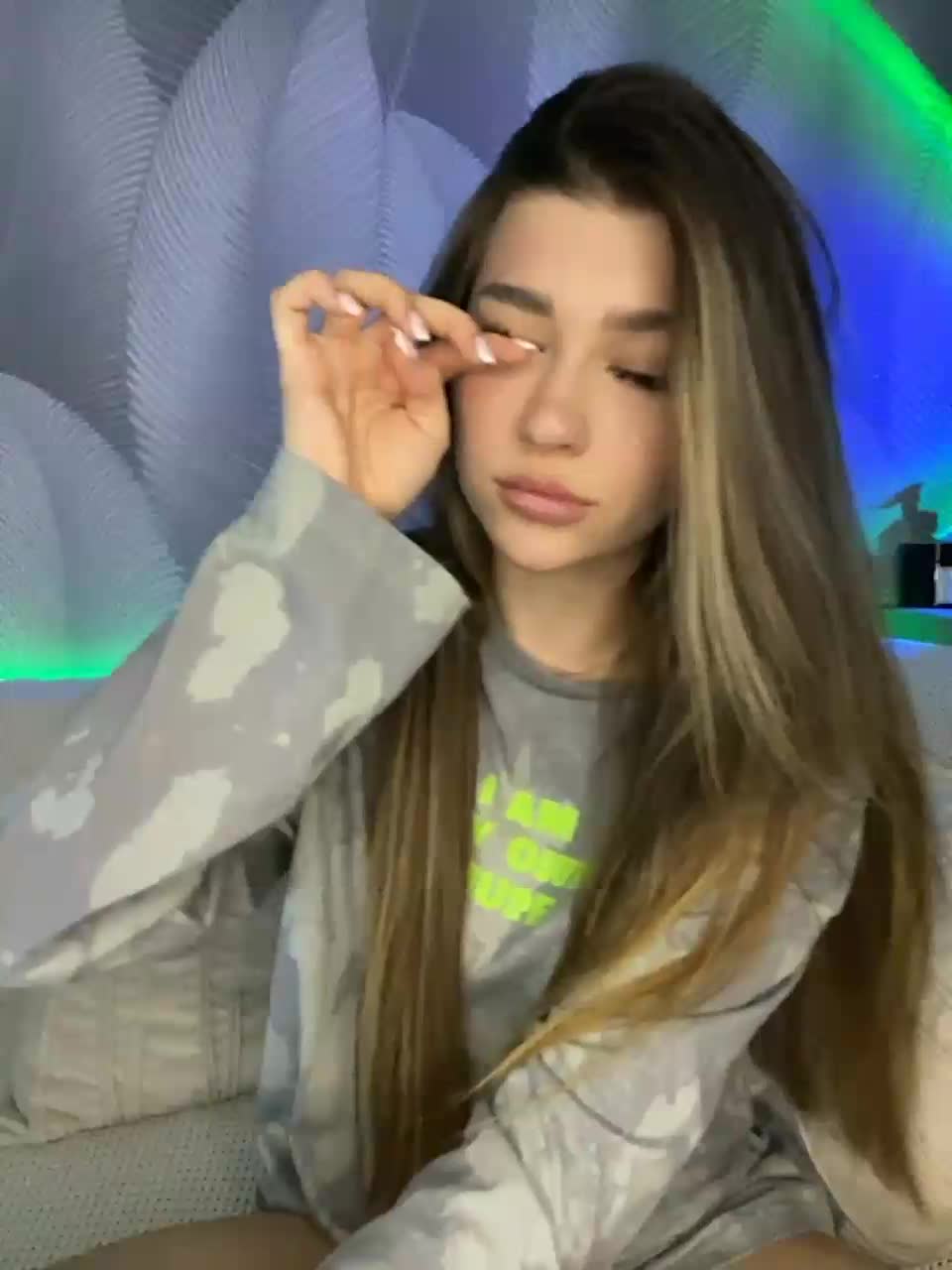 View or download file pekkaboo on 2023-10-14 from bongacams