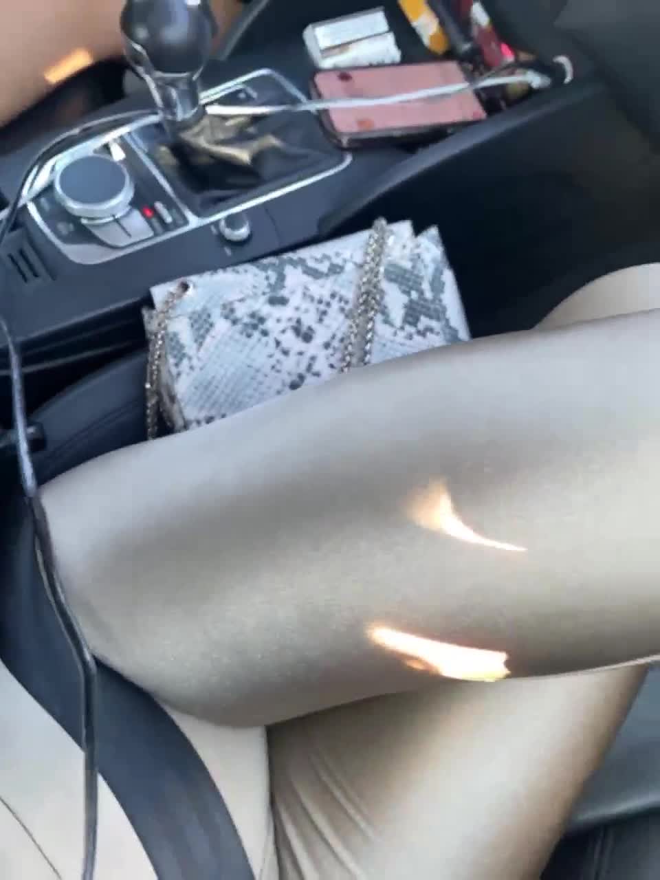 View or download file sweetkira25 on 2023-10-14 from bongacams