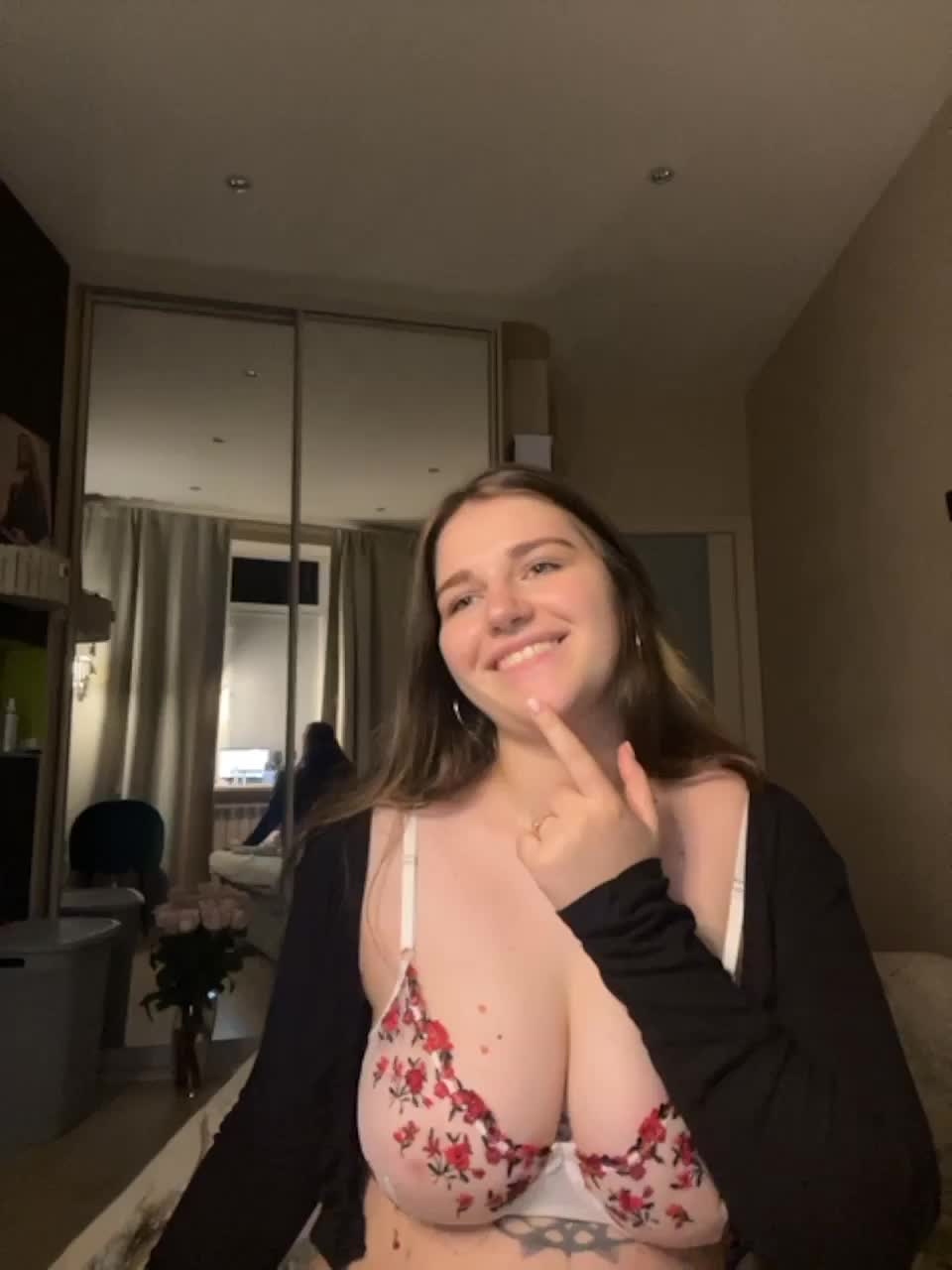 View or download file homely on 2023-10-15 from bongacams