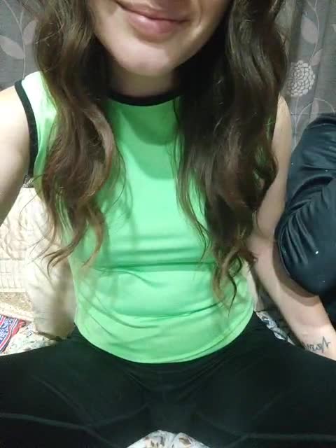 View or download file masya1996 on 2023-10-15 from bongacams