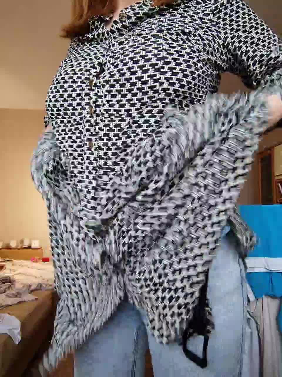 View or download file zlatalata on 2023-10-15 from bongacams