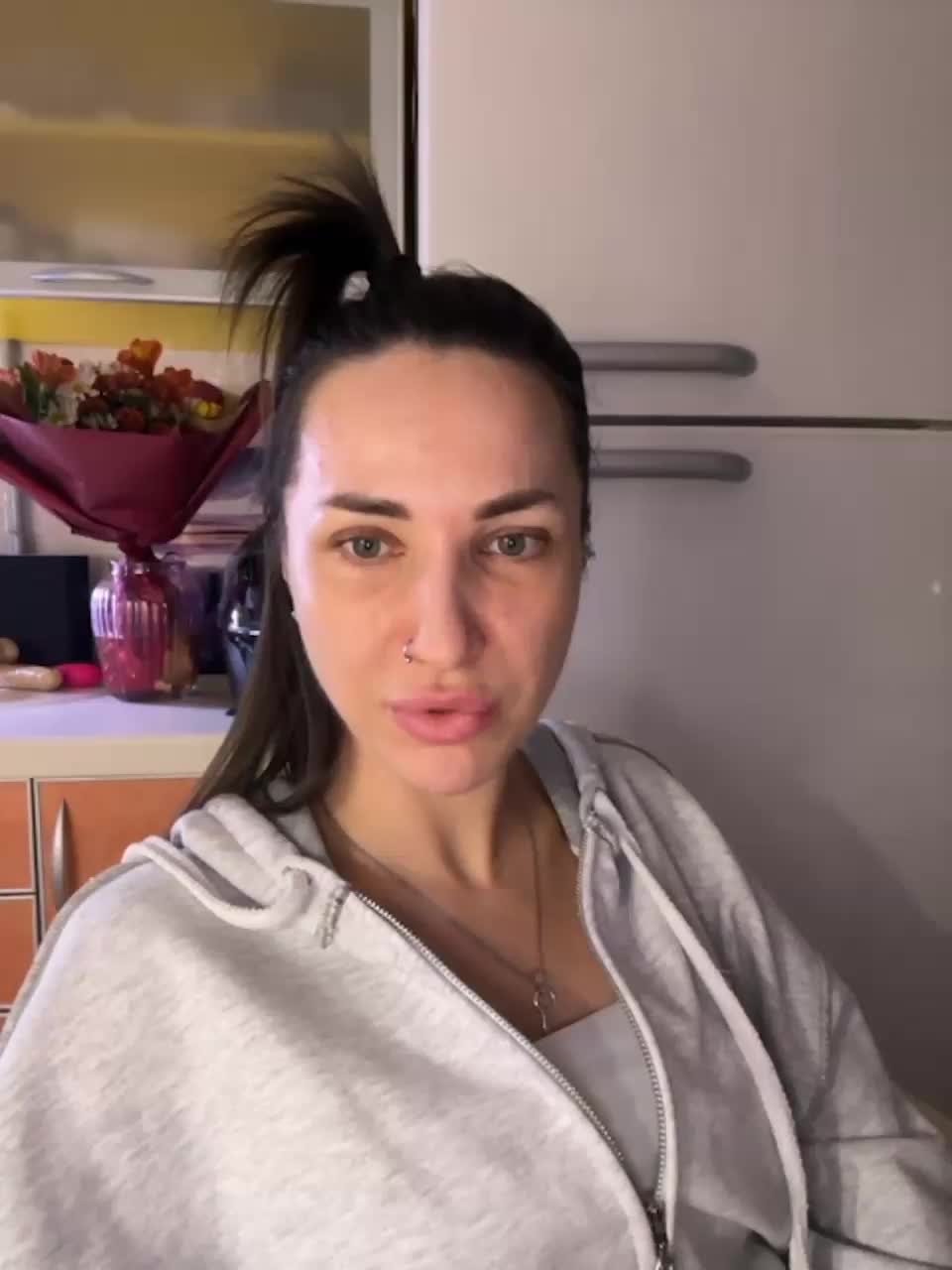 View or download file _ann_ on 2023-10-16 from bongacams