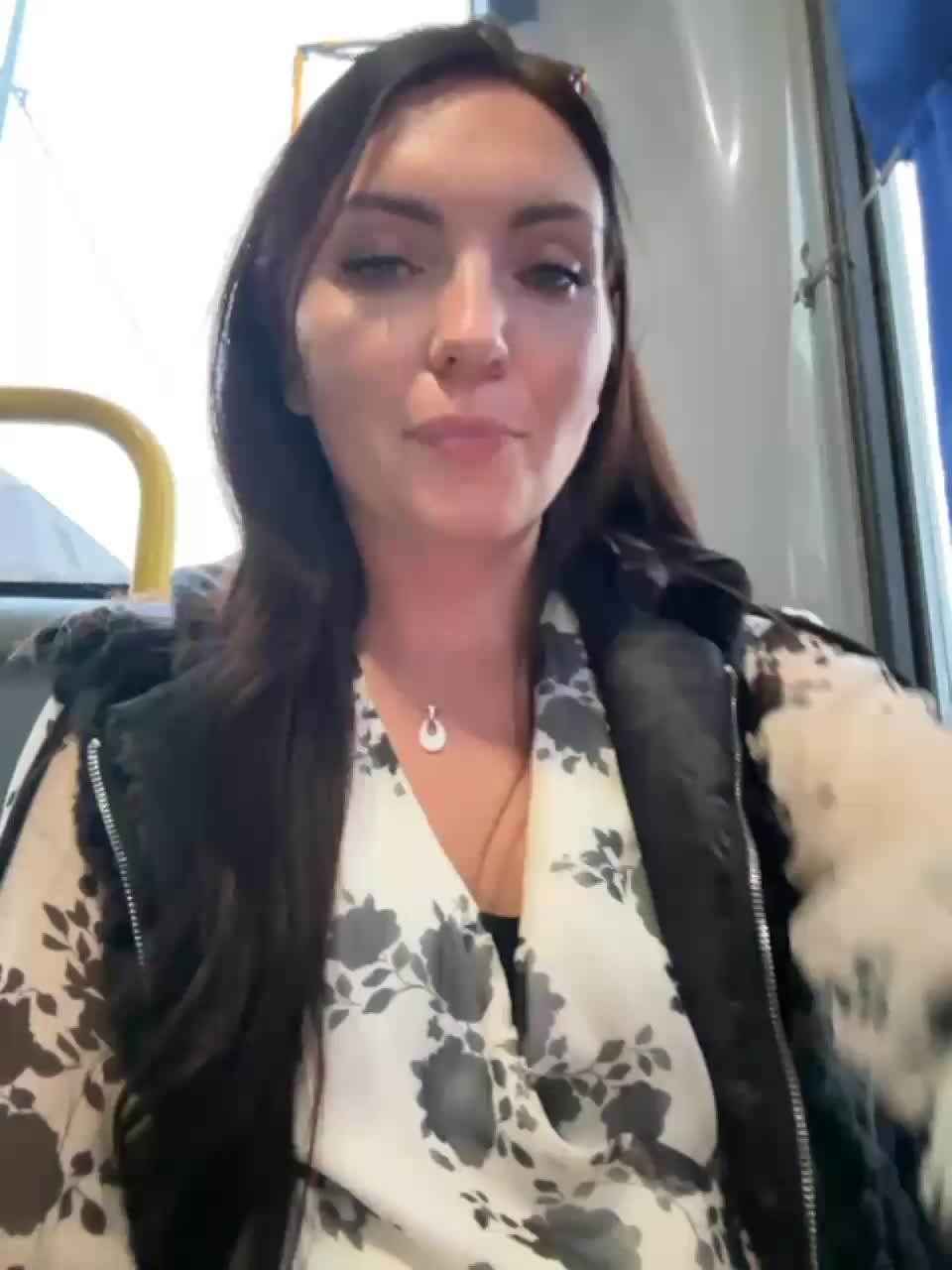 View or download file divora on 2023-10-16 from bongacams