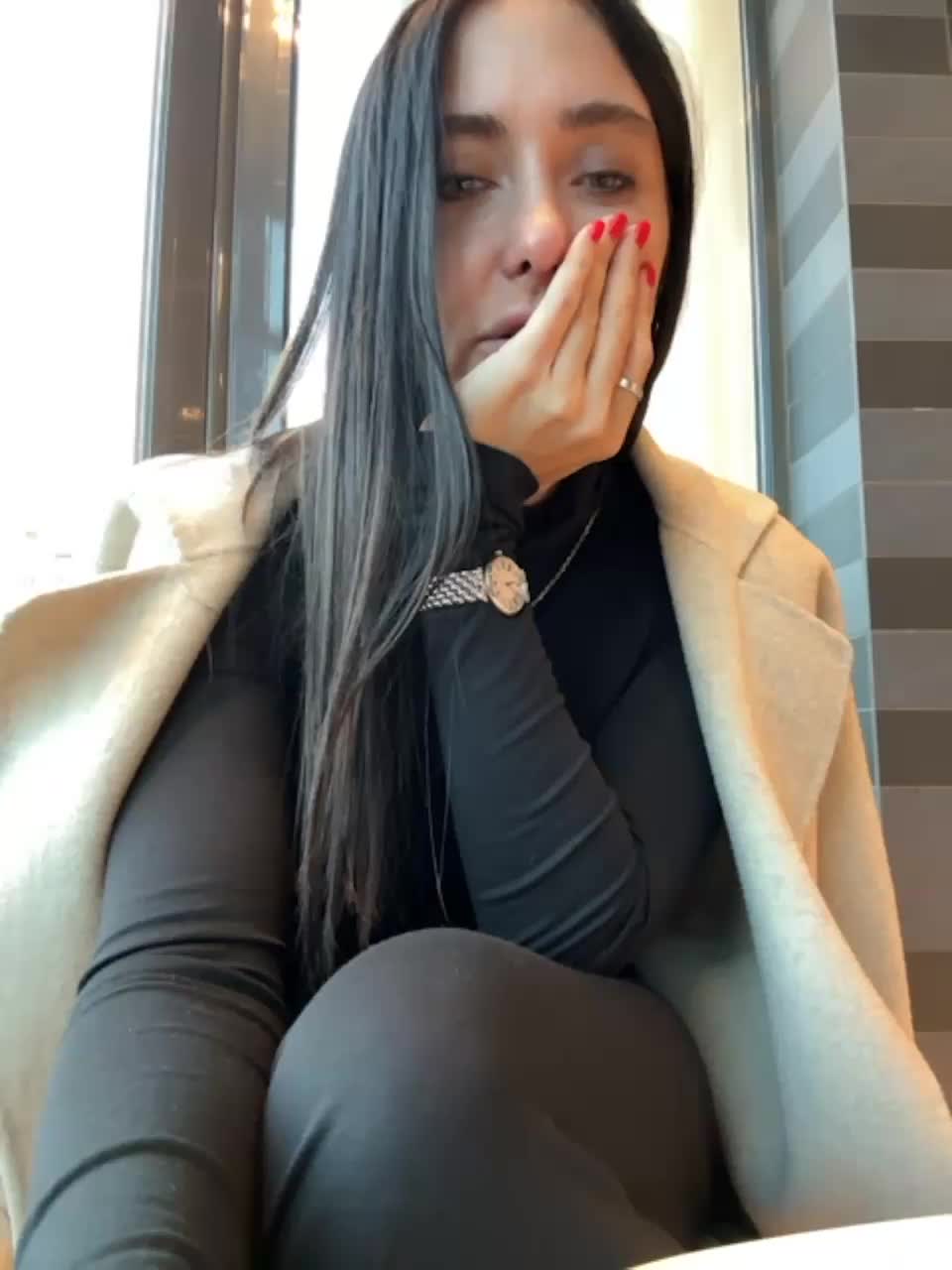 View or download file linahelen on 2023-10-16 from bongacams