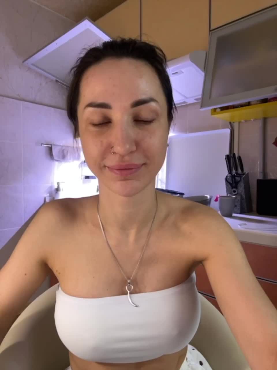 View or download file _ann_ on 2023-10-17 from bongacams