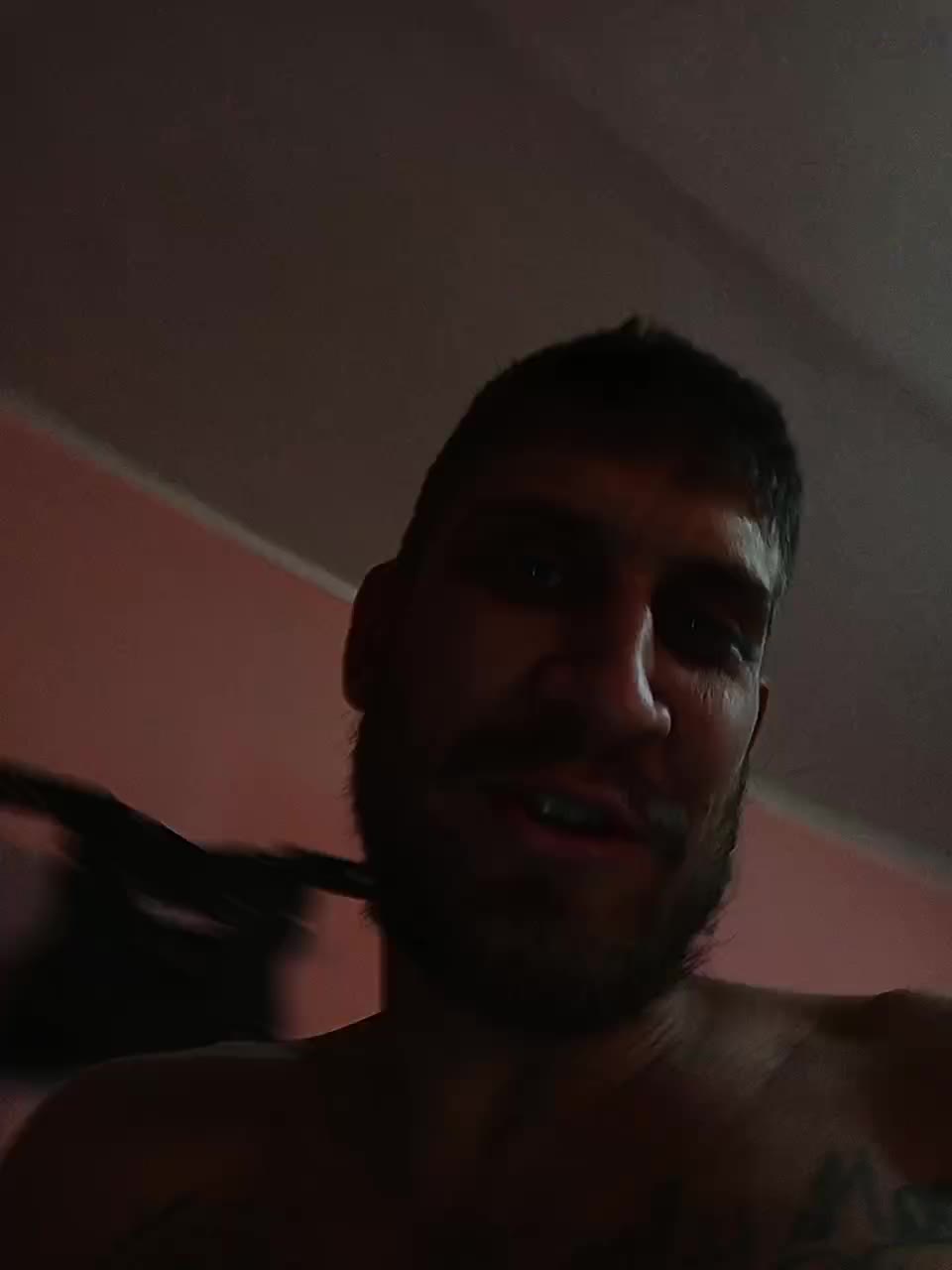 View or download file lisavsvolk on 2023-10-17 from bongacams