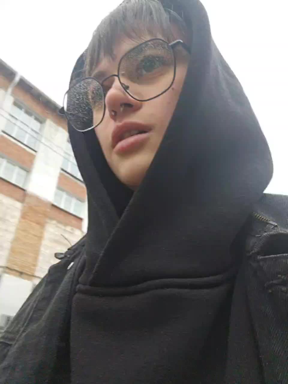 View or download file lolymolly on 2023-10-17 from bongacams