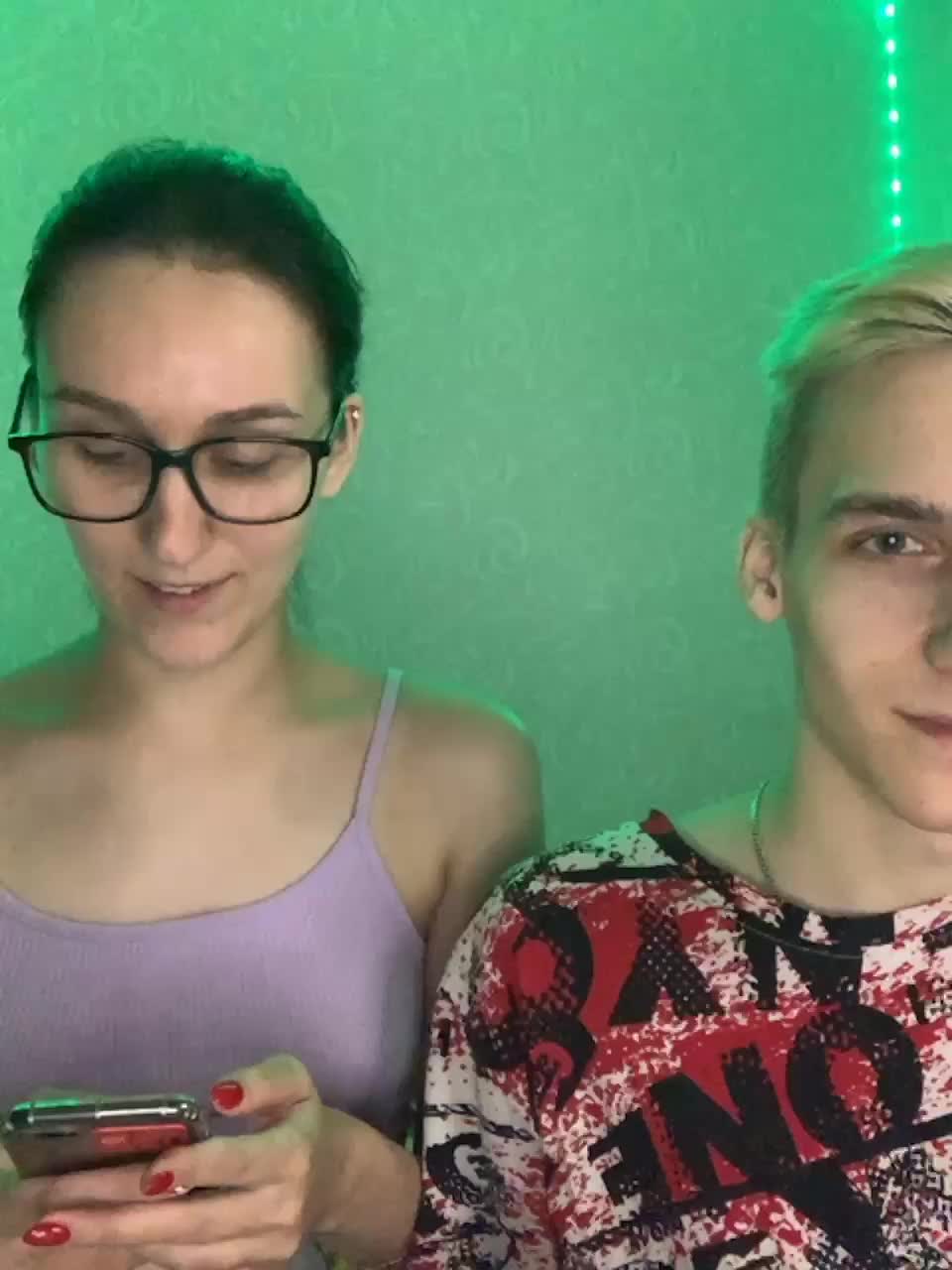 View or download file sweet_peaches on 2023-10-17 from bongacams