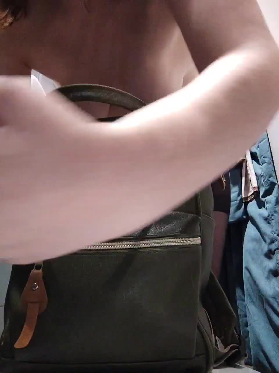 View or download file zlatalata on 2023-10-17 from bongacams