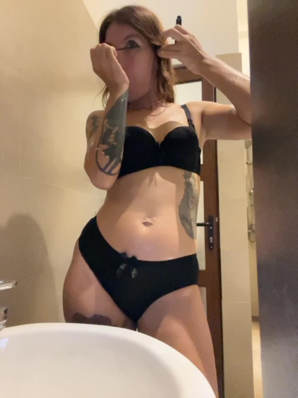 View or download file nefertta on 2023-10-18 from bongacams