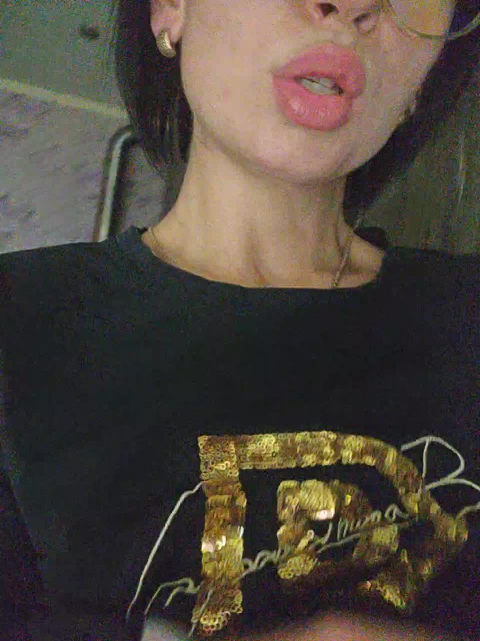 View or download file aureliyxxx on 2023-10-20 from bongacams