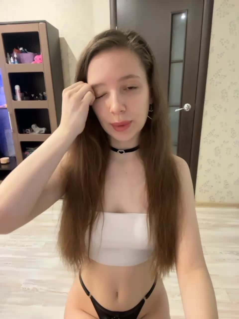 View or download file katrinnna on 2023-10-20 from bongacams