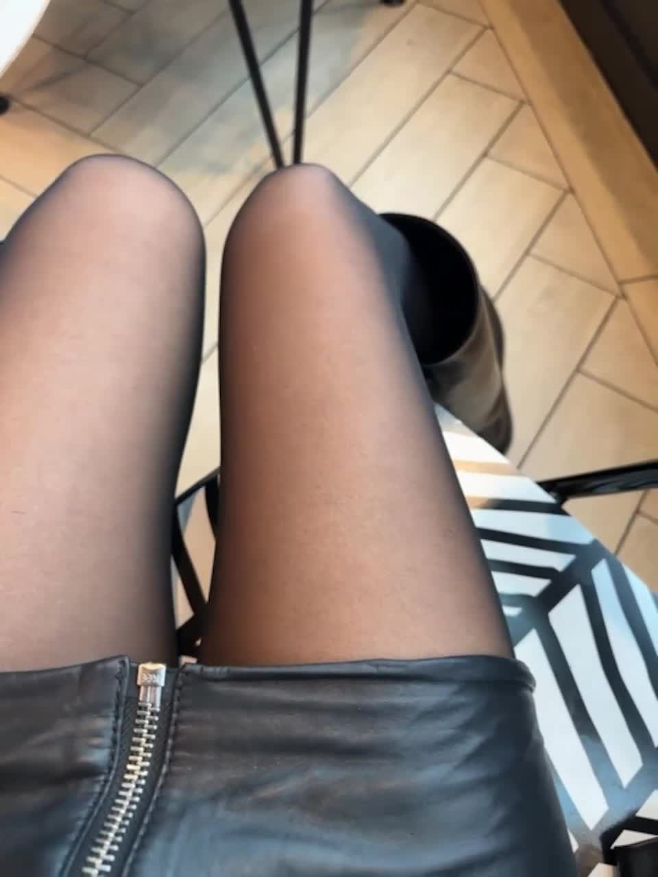 View or download file linahelen on 2023-10-20 from bongacams