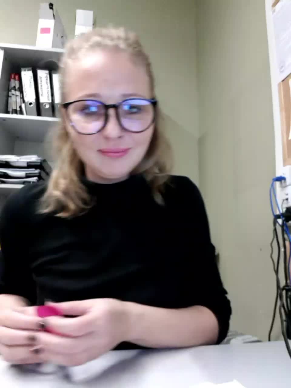 View or download file vaiola on 2023-10-20 from bongacams