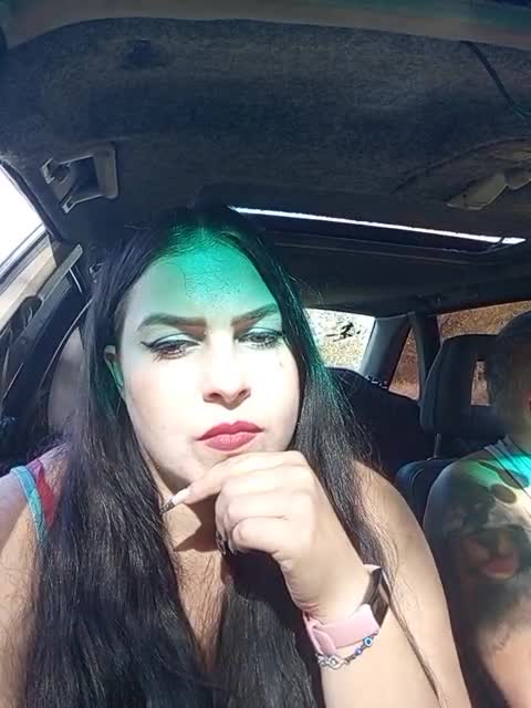 View or download file kissmabont on 2023-10-21 from bongacams