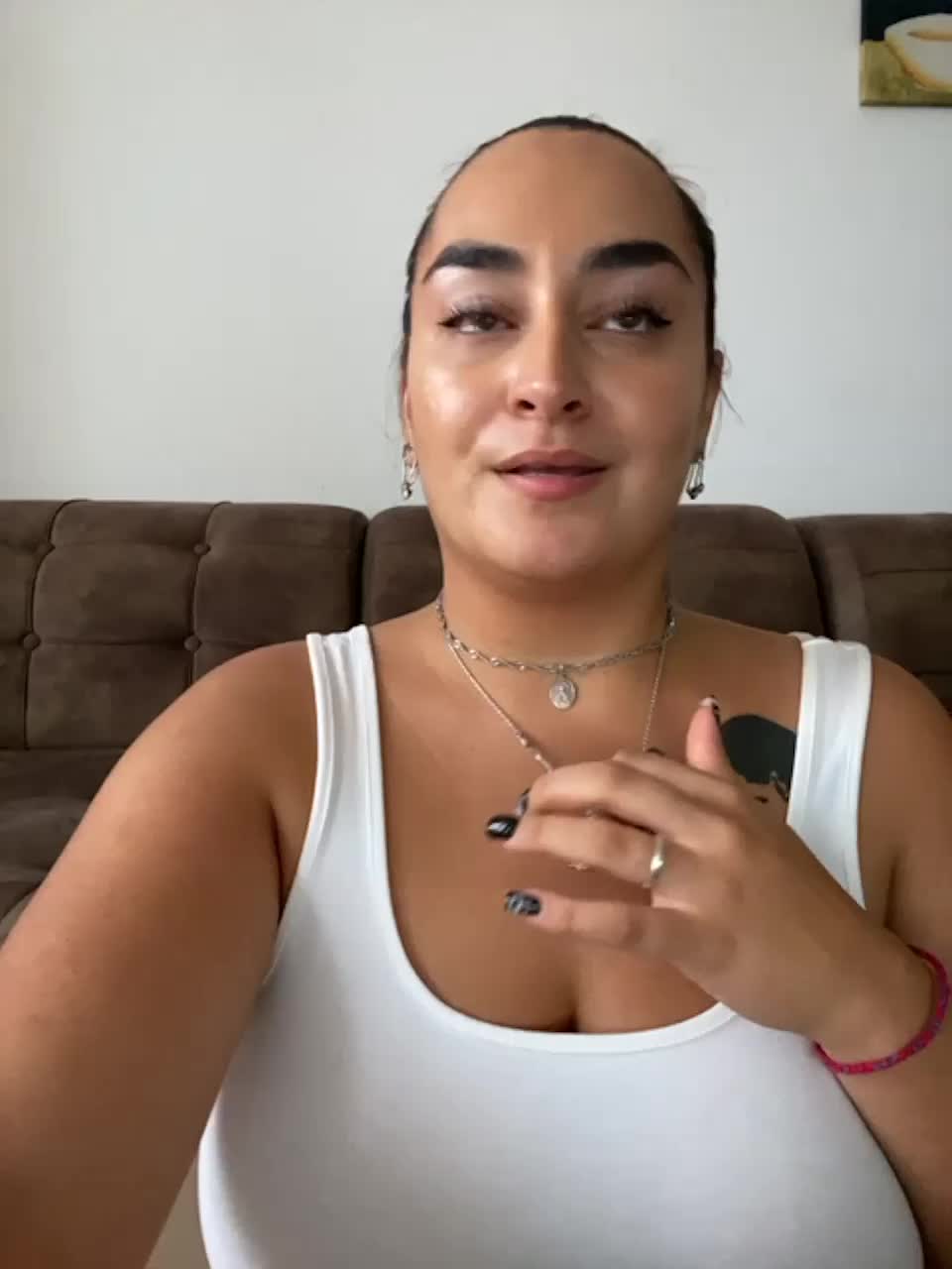 View or download file milalav on 2023-10-21 from bongacams