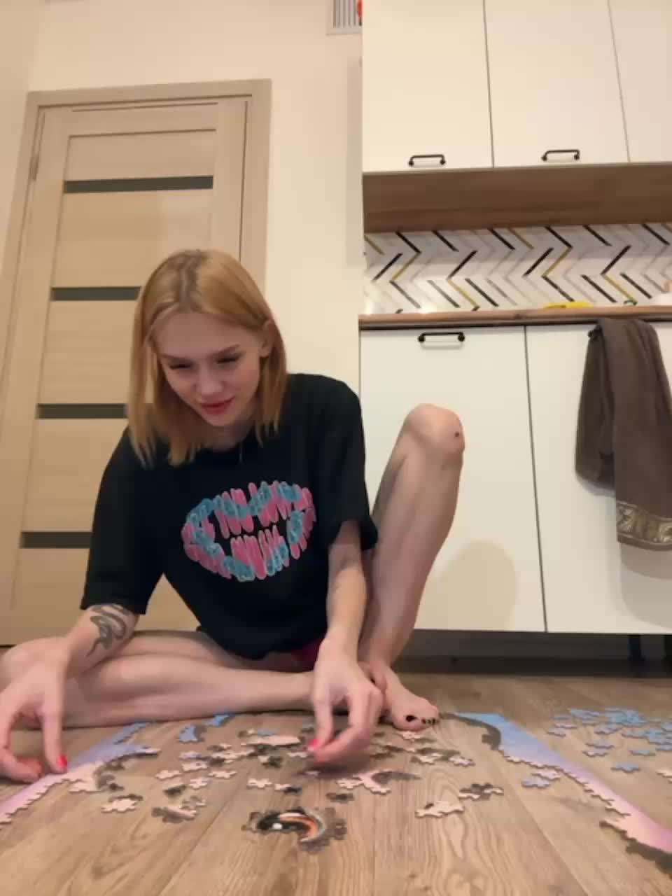 View or download file angelll3 on 2023-10-23 from bongacams