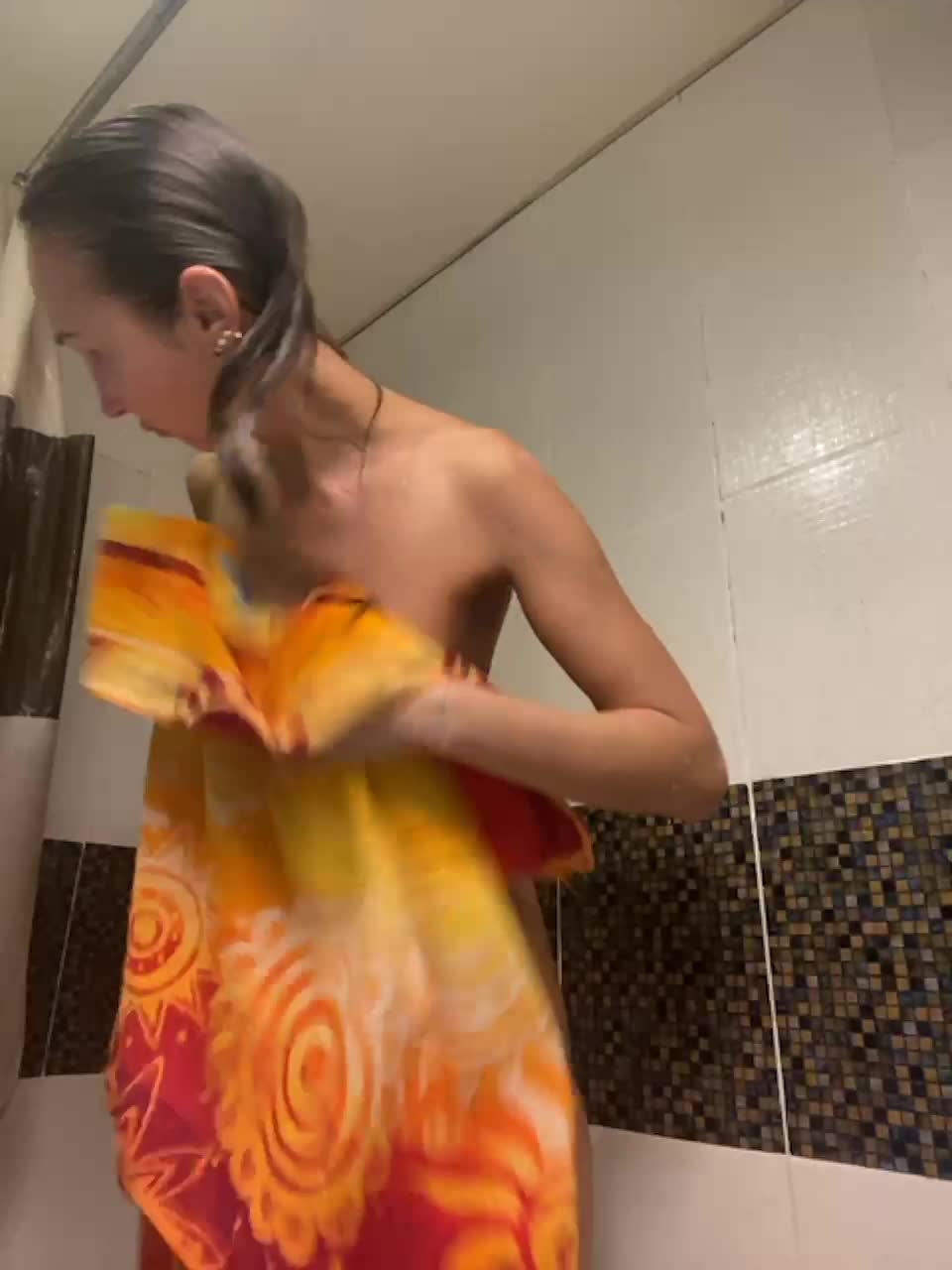 View or download file hothoneybabe on 2023-10-23 from bongacams