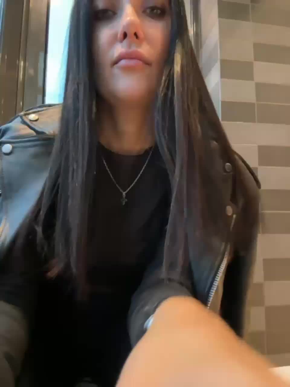 View or download file linahelen on 2023-10-23 from bongacams