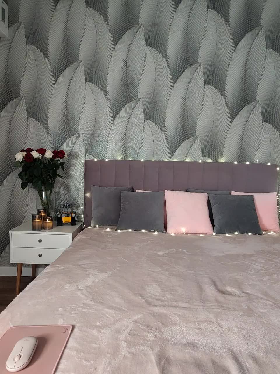 View or download file madina3 on 2023-10-23 from bongacams